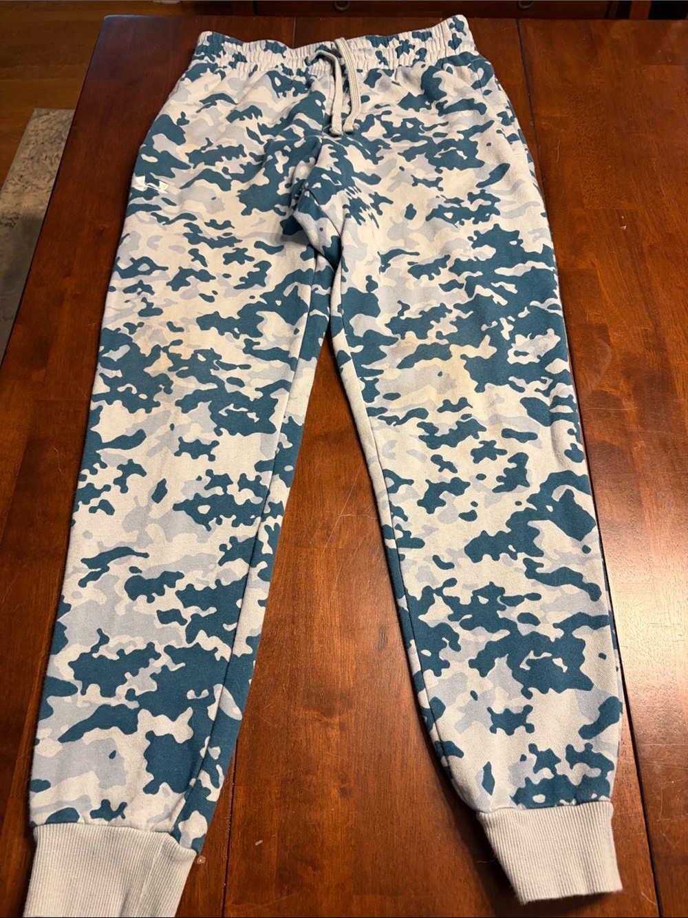 Under Armour Men's Teal and Ivory Camo Jogger Sweatpants